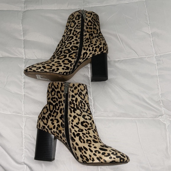 Halogen leopard print booties - Picture 4 of 6